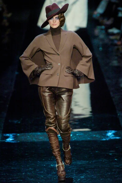 Look 6